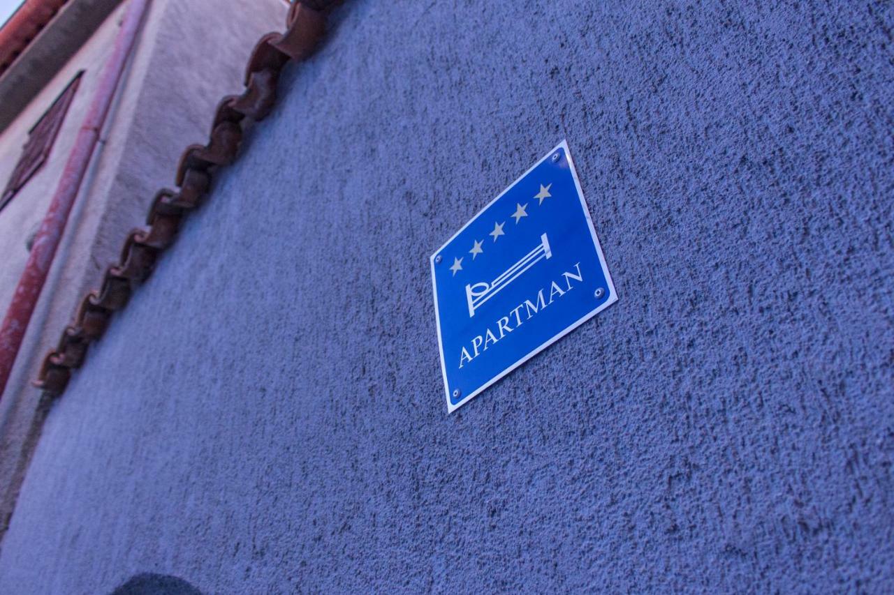 Apartment Old Town Mariolina Krk Town Esterno foto